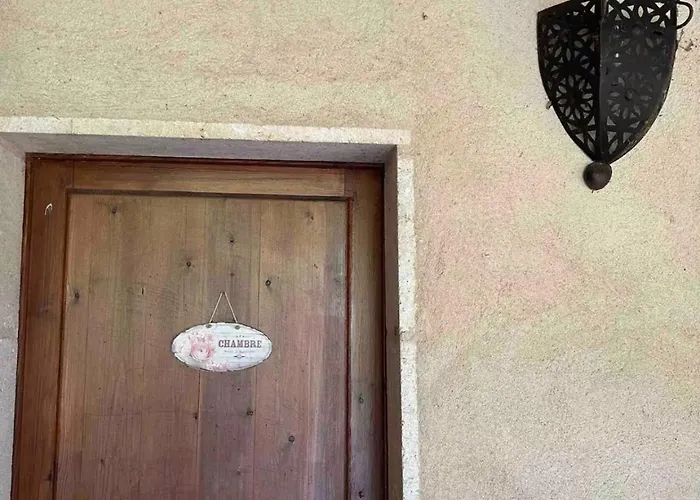 Indépendante Salle D'eau Et Wc Privatifs Bed and breakfast